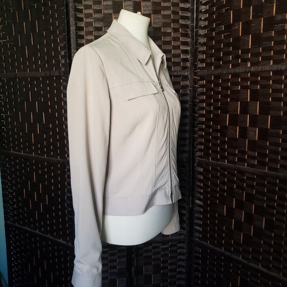 Preview Collection Woman's Jacket - Picture 2 of 7